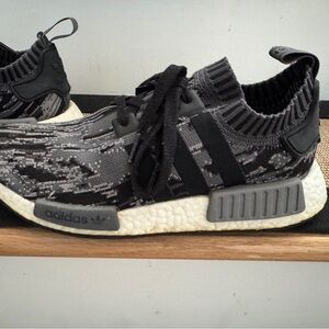 Men’s Coveted Adidas NMD R1 PRIME KNIT “CORE Black/GREY THREE”Sneakers